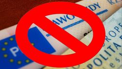 Zatrzymani dwaj kierowcy z sądowymi zakazami prowadzenia pojazdów. Jeśli masz taki zakaz nie wsiadaj za kierownicę bo popełniasz przestępstwo