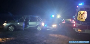 Próbował uniknąć policyjnej kontroli uciekając na wstecznym. 31-latek został zatrzymany po pościgu. Poruszał się autem na „lewych blachach”, bez uprawnień i pod wpływem narkotyków