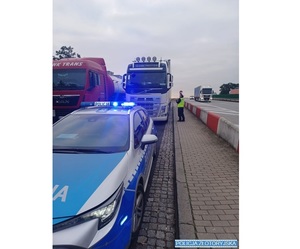 Kierowca ciężarówki zatrzymany na autostradzie A4 w związku z wykroczeniem ale odpowie także za przestępstwo drogowe