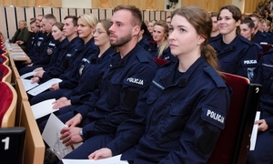 Ponad dwustu nowych policjantów w służbie