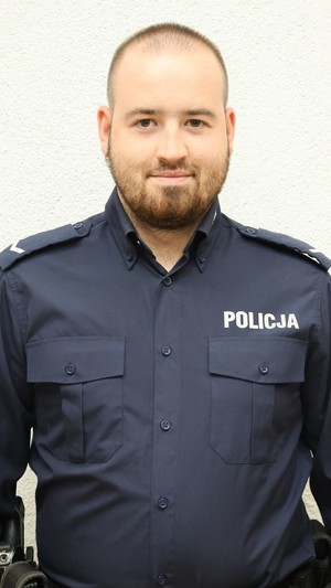 policjant w mundurze