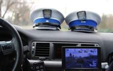 wnętrze radiowozu