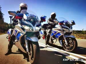 Policjanci na motocyklach