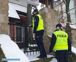 Kontrole lokali, hoteli i pensjonatów na terenie Dolnego Śląska doprowadziły do ujawnienia przypadków łamania obostrzeń