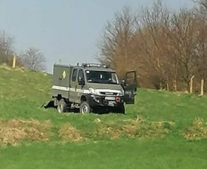 Odkryto niewybuchy z okresu II wojny światowej. Policjanci zabezpieczali działania związane z ich usuwaniem